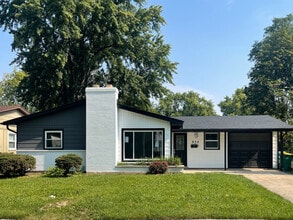 Building Photo - 934 Beverly Dr