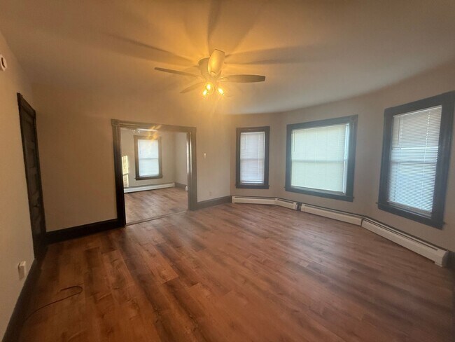 Foto del edificio - 293 Hayward St