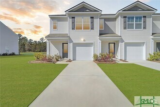 Building Photo - 443 Salvia Rd