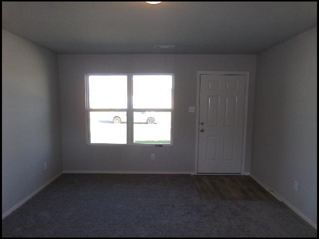 Foto del edificio - 1817 Tiger Lily Ln