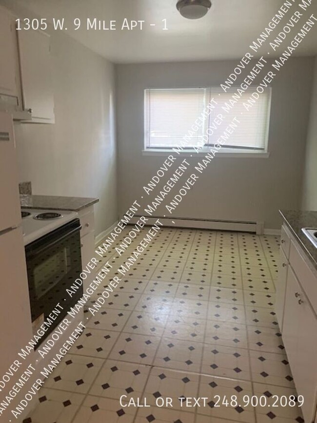 Foto del edificio - Downtown Ferndale - Renovated 1 Bedroom