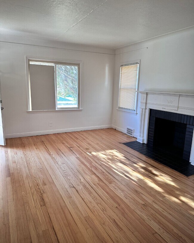 Foto del edificio - 11101 Kennebec St