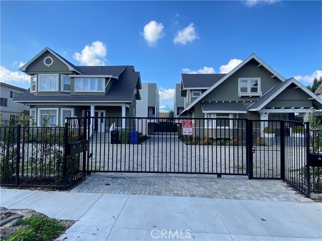 Foto del edificio - 1621 S Van Ness Ave