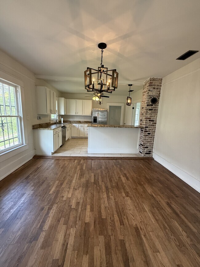 Foto del edificio - 1225 15th Way SW