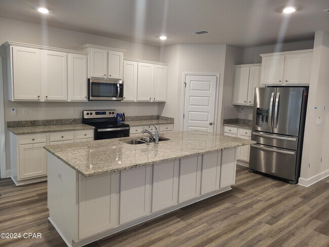Building Photo - 3052 Willie Dr