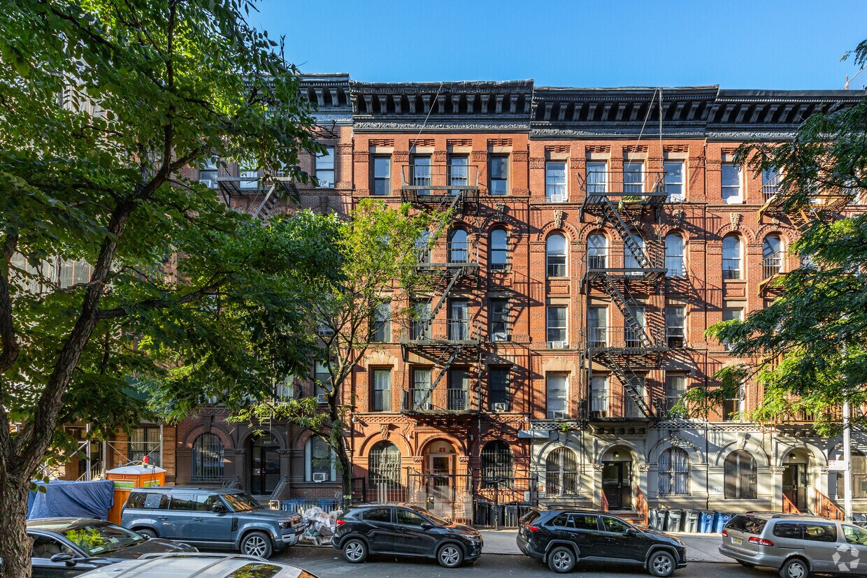 Primary Photo - 368 W 127th St
