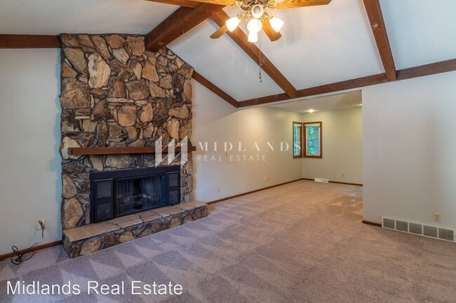 Foto del edificio - 3 br, 2.5 bath House - 14712 Orchard Cir