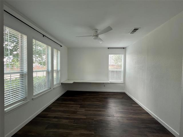 Foto del edificio - 741 Willow Crest Dr