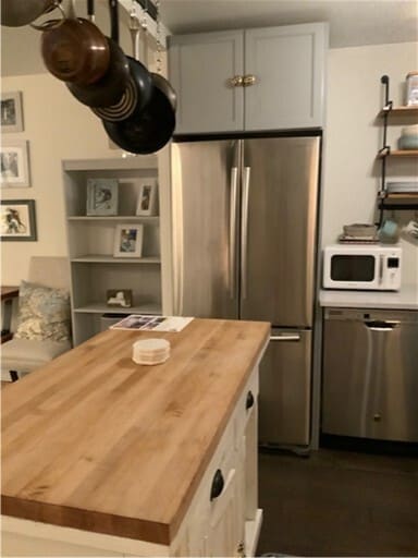 Foto del edificio - 111 E Chestnut St