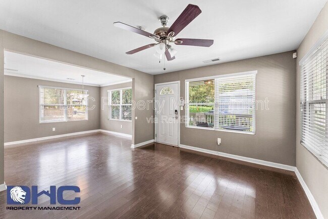 Foto del edificio - 1076 Hubbard St SW