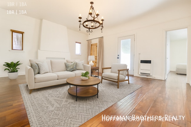 Building Photo - 417 S Coronado St