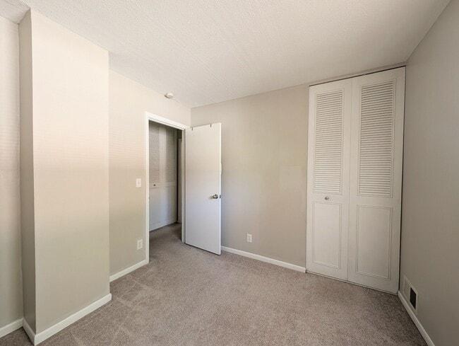 Building Photo - 2710 Upland Ct