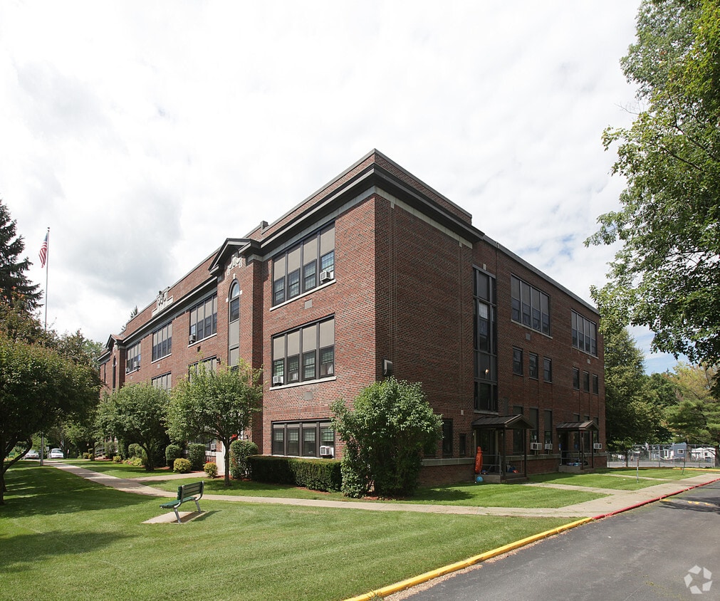 Schoolhouse Apartments Apartments in Waterville, NY