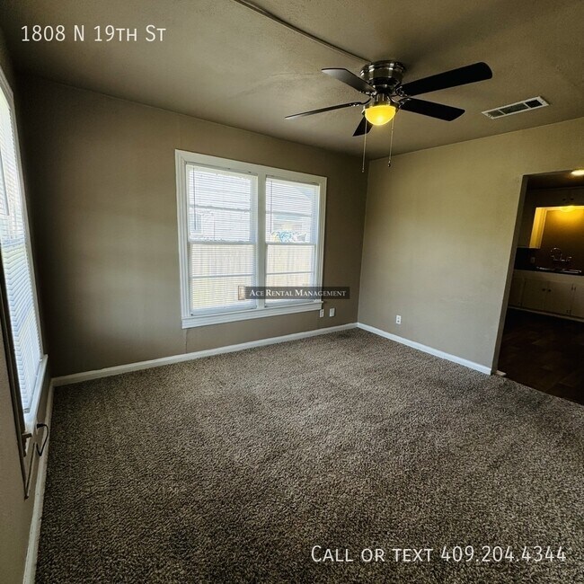 Foto del edificio - 1808 N 19th St