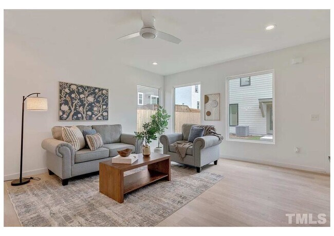 Foto del edificio - 502 Commonwealth St