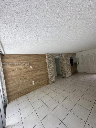 Foto del edificio - 8810 Fontainebleau Blvd