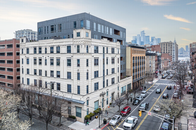 Building Photo - Garden Street Lofts