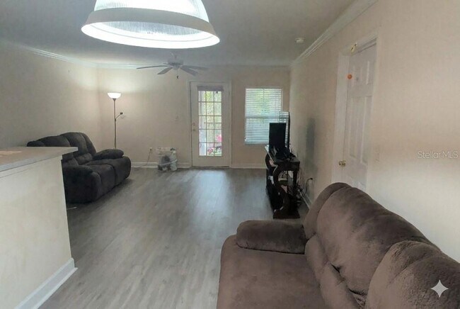 Foto del edificio - 18113 Sterling Gate Cir