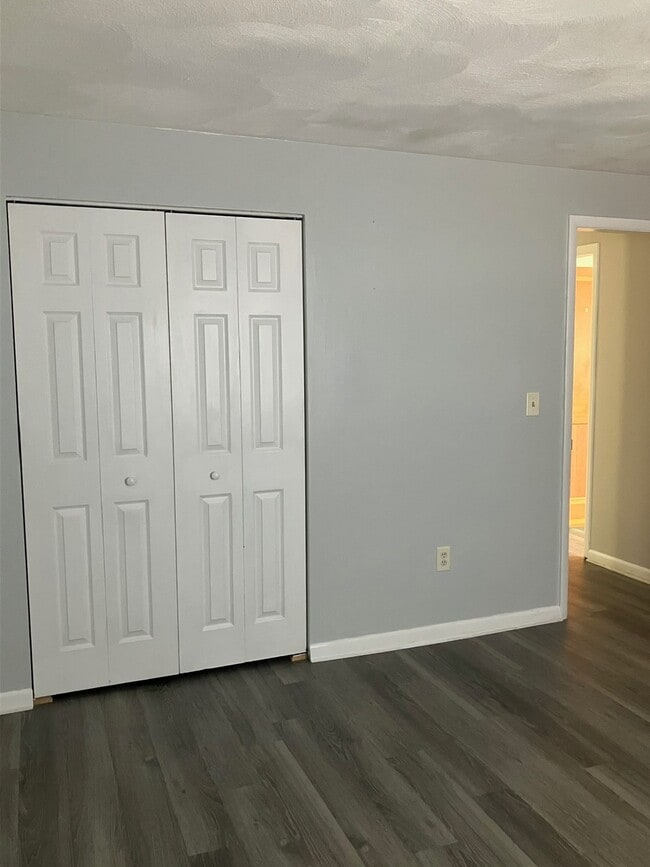 Building Photo - 119 Grove St