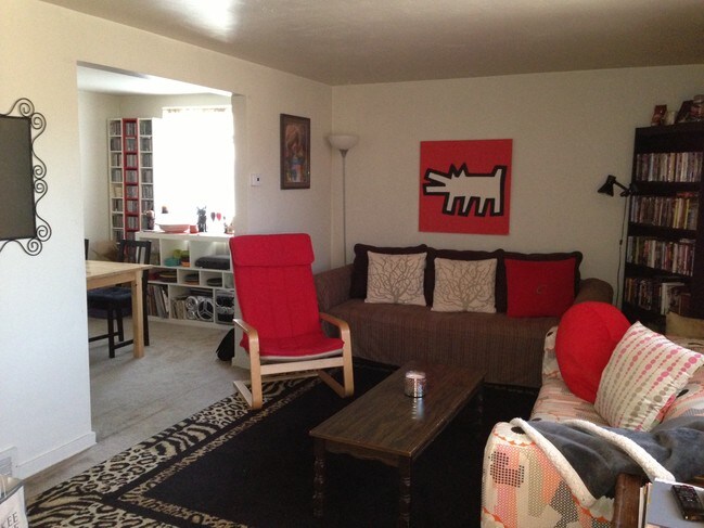 Living Room - 208 Marion Ave