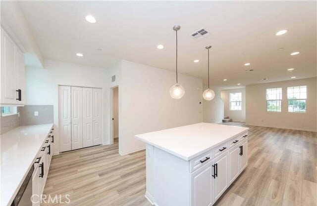 Foto del edificio - 6989 Crimson Dr