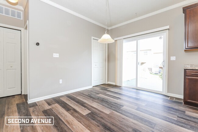 Building Photo - 114 Holly Hill Dr