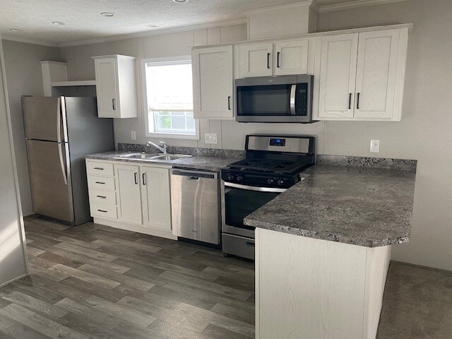 Foto principal - 10 Bradley Ln