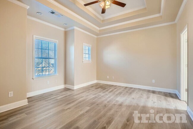 Building Photo - 184 Village Park Dr