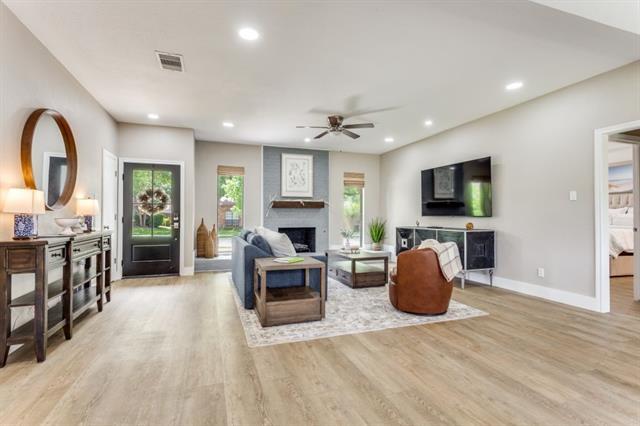 Foto del edificio - 926 Hillside Ln