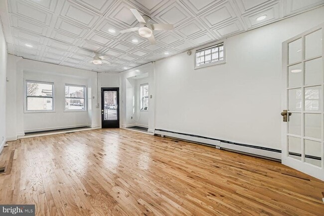 Foto del edificio - 3143 Dillon St