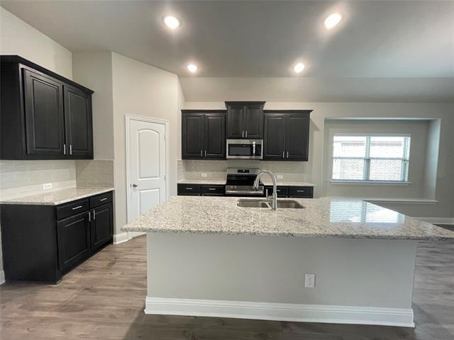 Building Photo - 113 Gardenia Dr