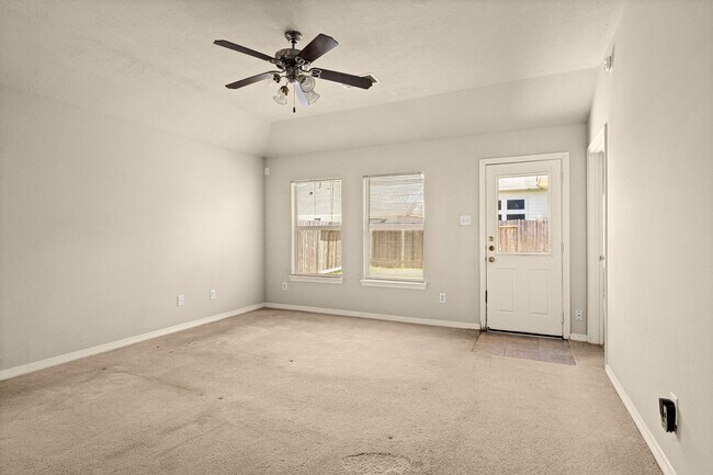 Foto del edificio - 21130 Field House Ct