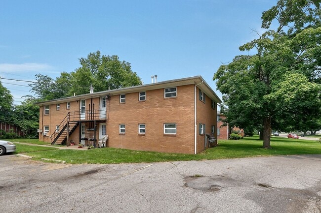 Building Photo - 187 Currier Dr