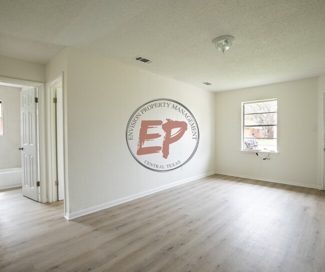 Foto del edificio - 117 Shirley Dr