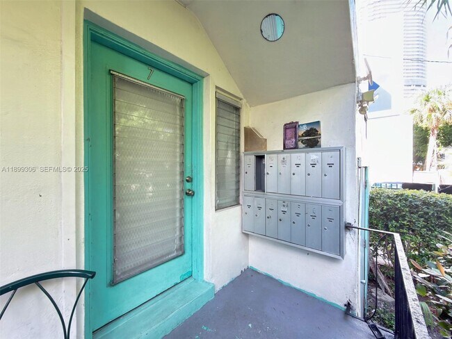 Foto del edificio - 544 Michigan Ave