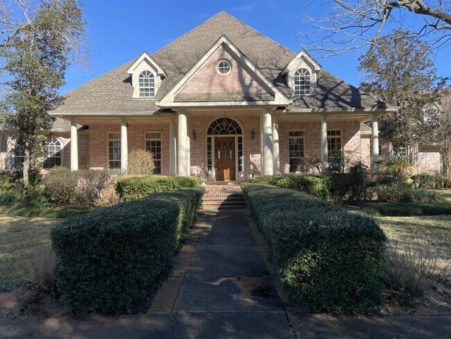Building Photo - 3665 Maranatha Dr