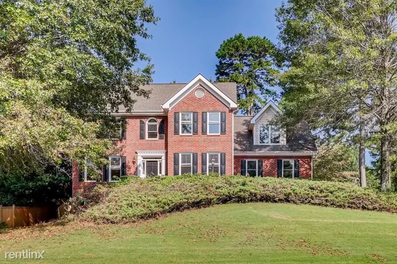 5 br, 3.5 bath House 3101 Amesbury Way House for Rent in Duluth, GA