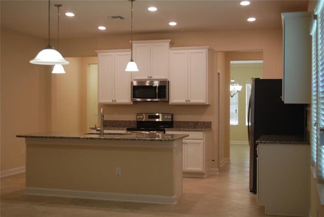 Foto del edificio - 12875 Strode Ln