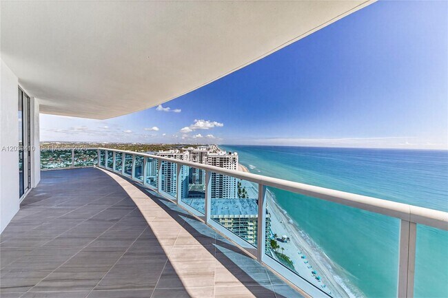 Building Photo - 2711 S Ocean Dr
