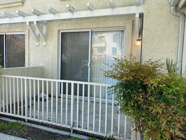 Building Photo - 18106 Flynn Dr