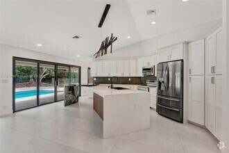 Building Photo - 8360 NW 51st Ct