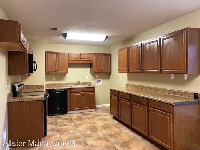 Building Photo - 3 br, 1 bath House - 2740 Shady Grove