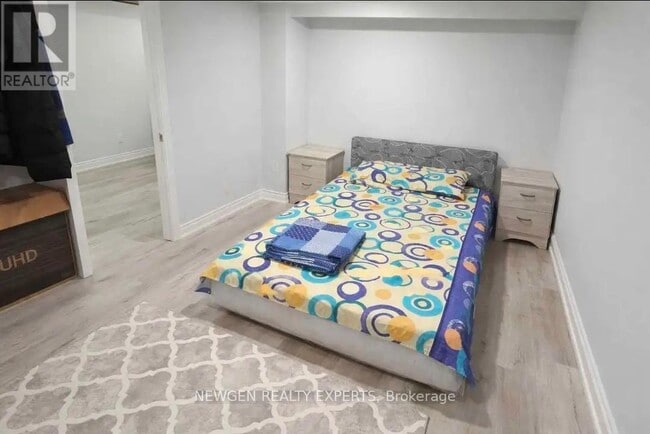 Building Photo - 181 Satok Crescent