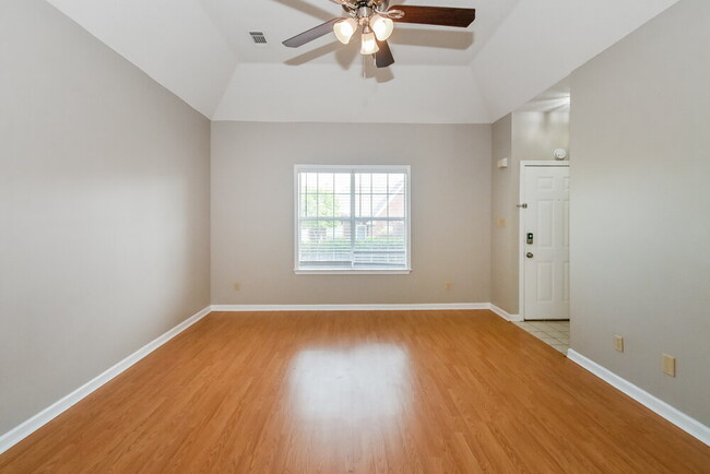 Building Photo - 8713 Citrus Bend Dr