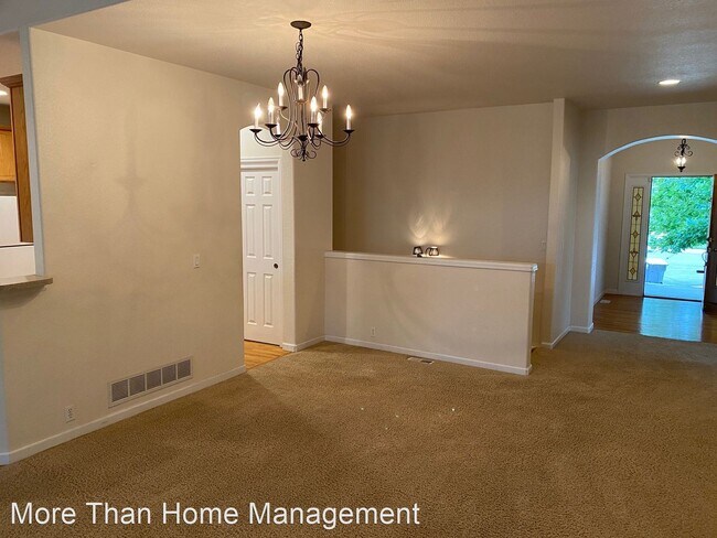 Building Photo - 3 br, 2 bath House - 12180 Pine Top Street