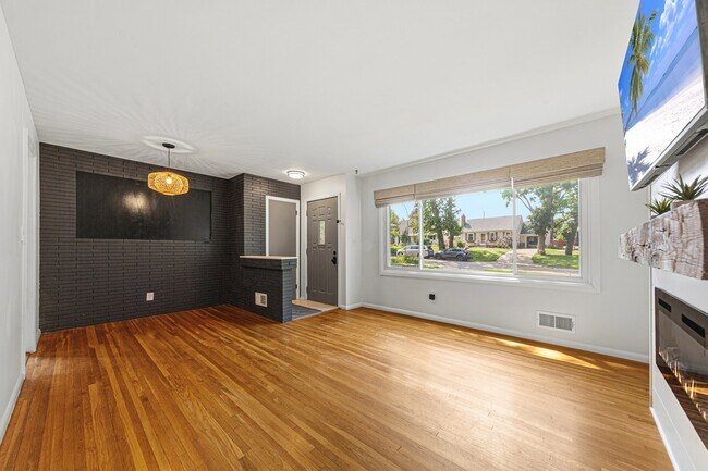 Foto del edificio - 6929 Newton Ave S