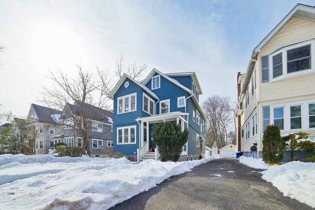 Photo - 42 Brookfield Rd House