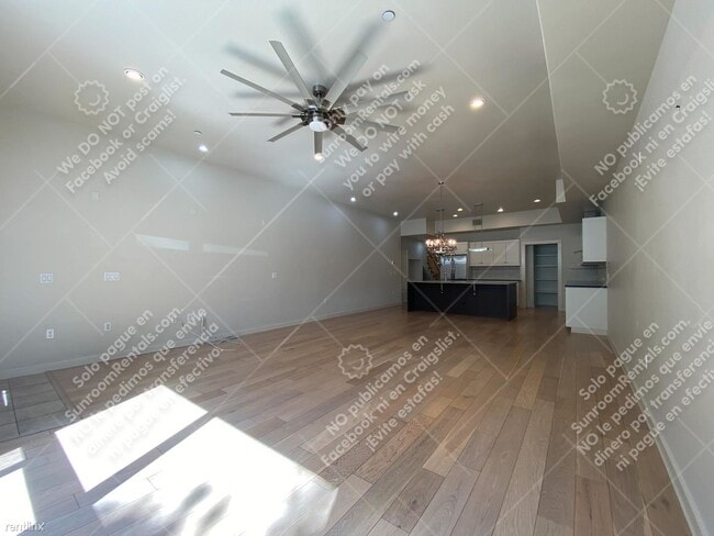 Building Photo - 3 br, 3 bath House - 3200 Grandview St 5 5