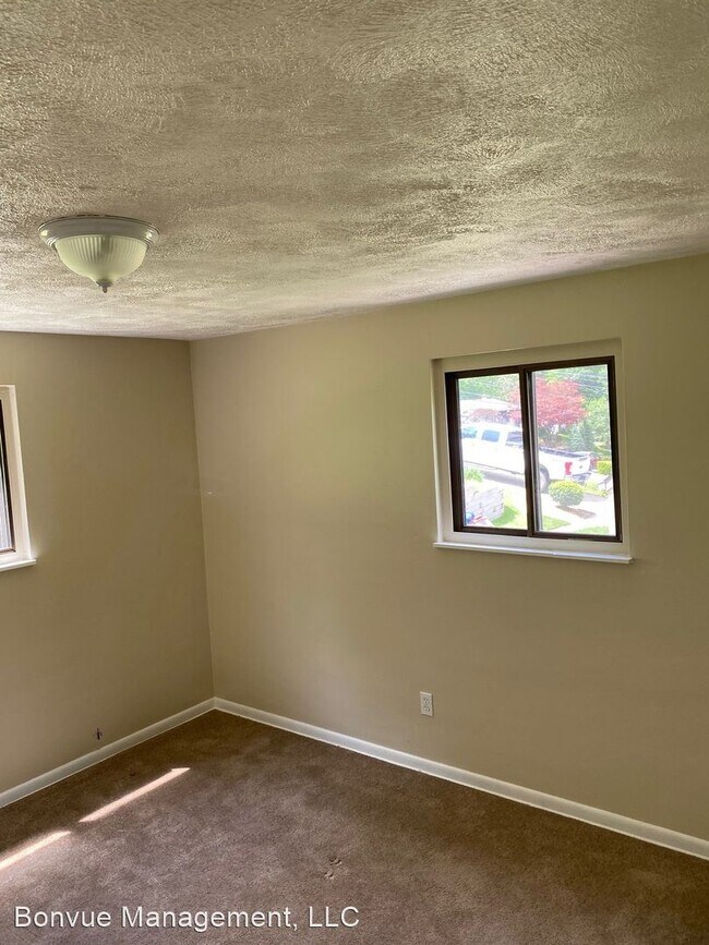 Building Photo - 3 br, 1 bath House - 943 Jefferson Heights Rd