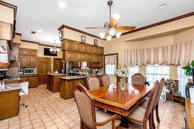 Building Photo - 1022 Wooddale Blvd